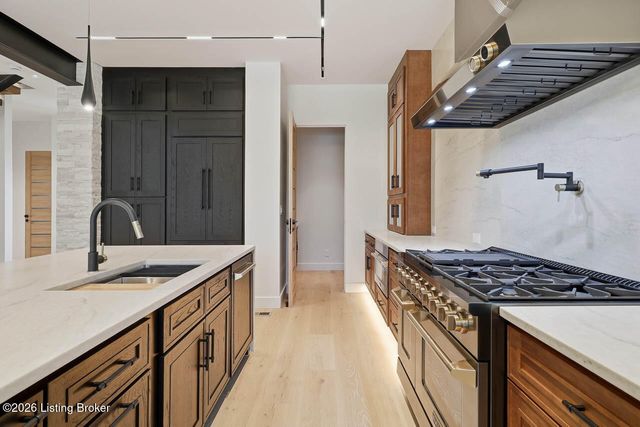 16707 Bisley Pl, Louisville, KY 40245