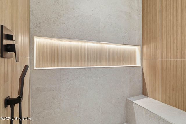 16707 Bisley Pl, Louisville, KY 40245