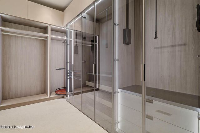 16707 Bisley Pl, Louisville, KY 40245