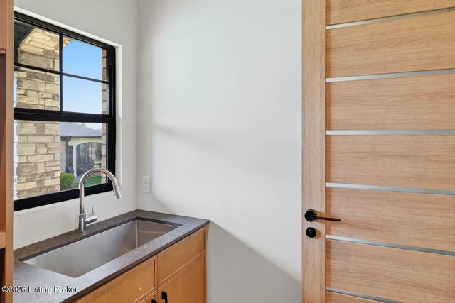 16707 Bisley Pl, Louisville, KY 40245