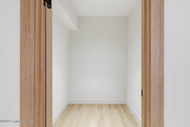 16707 Bisley Pl, Louisville, KY 40245