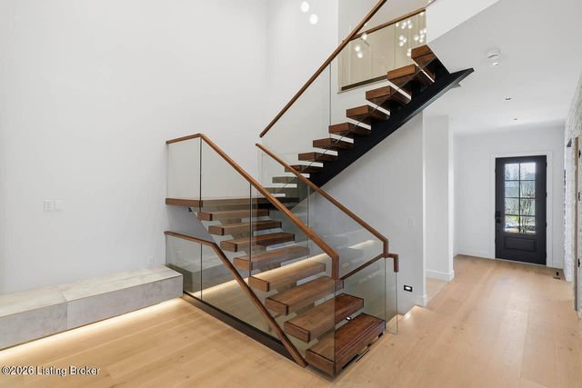 16707 Bisley Pl, Louisville, KY 40245