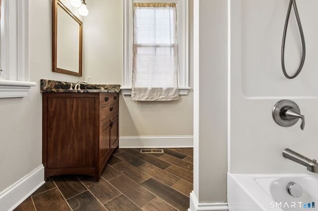 1 Imlay Street, Hartford, CT 06105