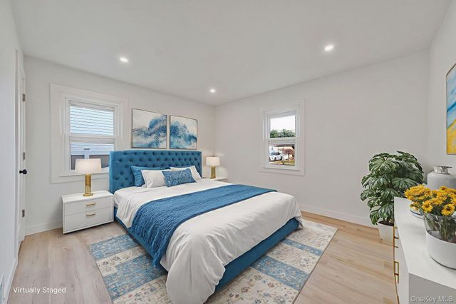 73 Midwood Avenue, Farmingdale, NY 11735