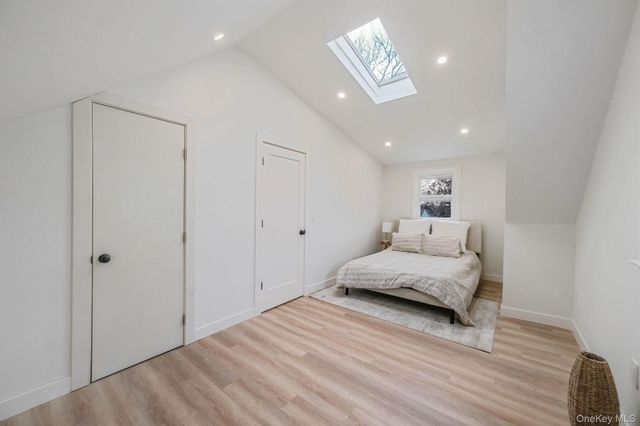 73 Midwood Avenue, Farmingdale, NY 11735