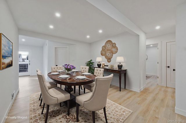 73 Midwood Avenue, Farmingdale, NY 11735