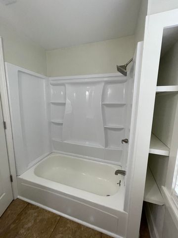 1007 Nichols St, Deridder, LA 70634