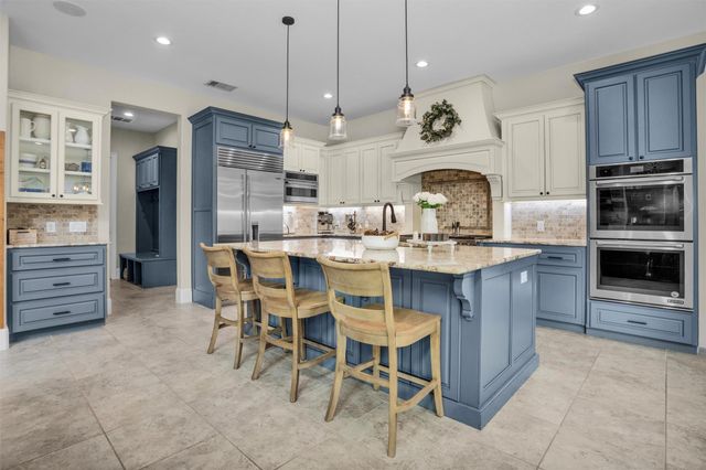 105 Trelawney Place, Montgomery, TX 77316