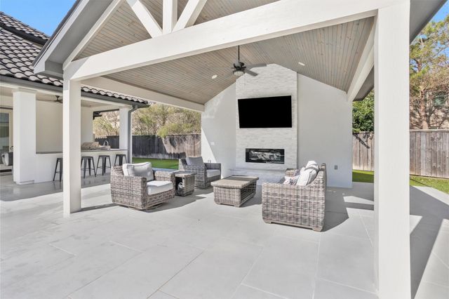 105 Trelawney Place, Montgomery, TX 77316