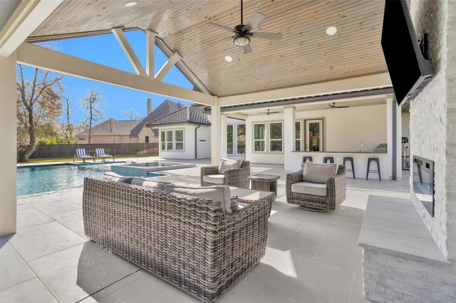 105 Trelawney Place, Montgomery, TX 77316