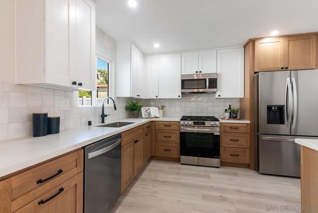 2864 Havasupai Ave, San Diego, CA 92117