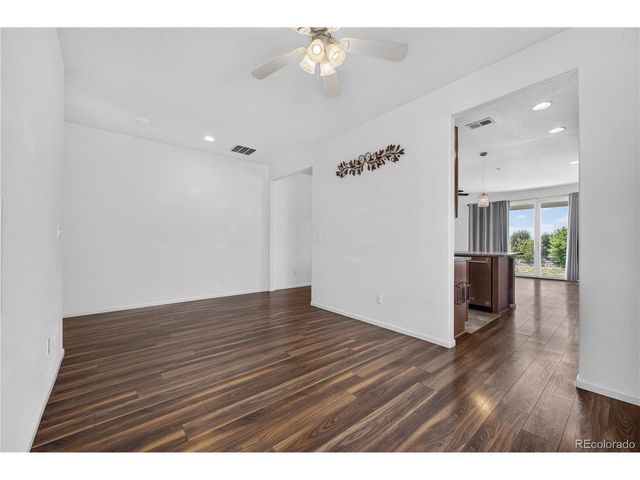 25644 E Byers Dr, Aurora, CO 80018
