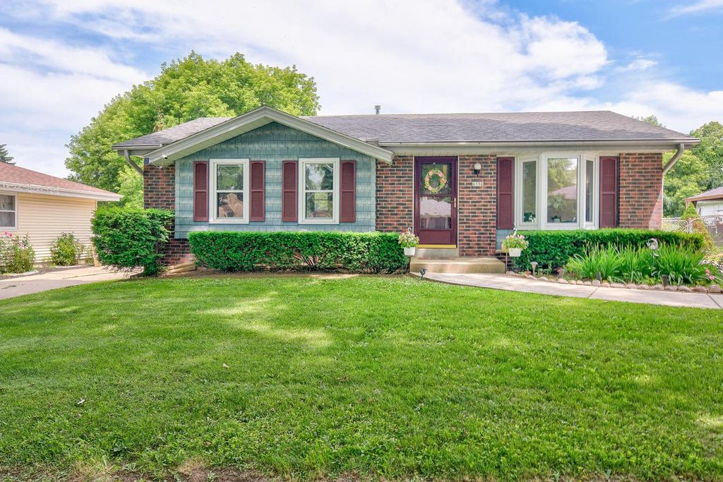 6336 N 106TH STREET, Milwaukee, WI 53225