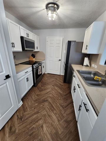 16794 N Bob White Drive, Conroe, TX 77385