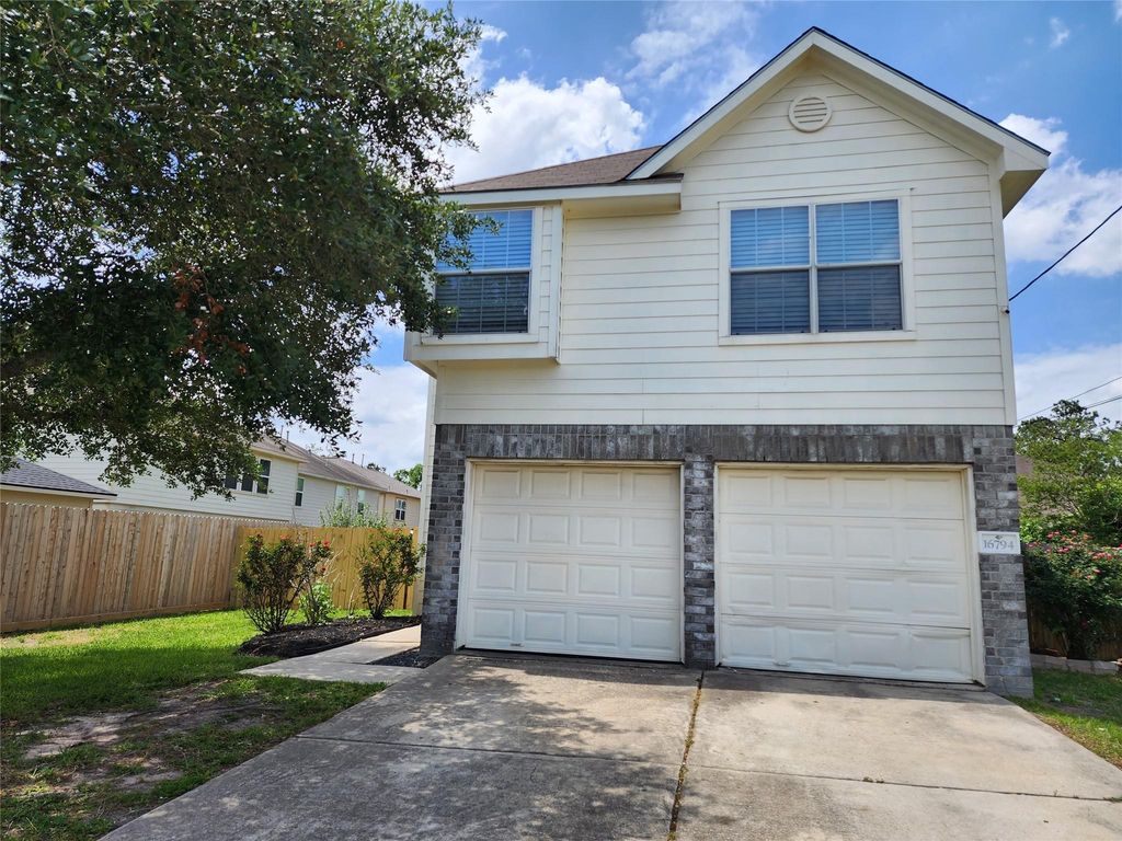 16794 N Bob White Drive, Conroe, TX 77385