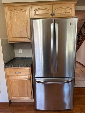 33538 Swan Drive, Sterling Heights, MI 48312