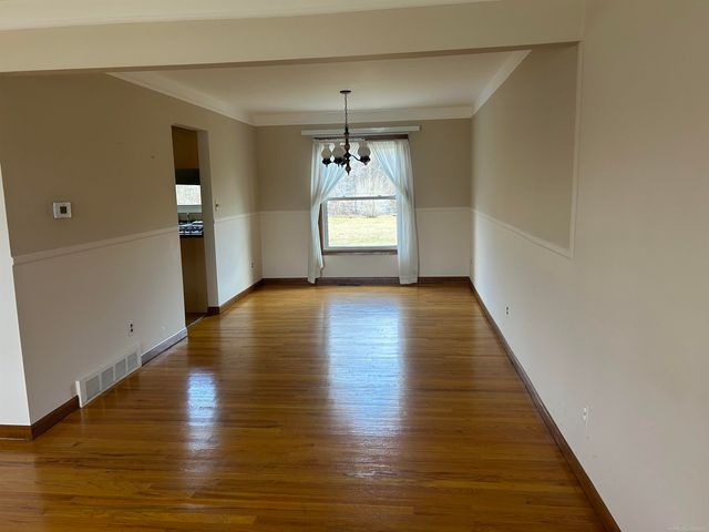 33538 Swan Drive, Sterling Heights, MI 48312