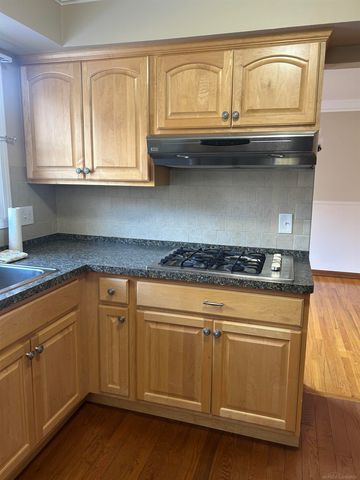 33538 Swan Drive, Sterling Heights, MI 48312