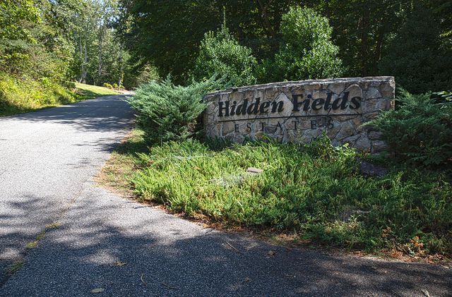 43 Hidden Fields Road, Hiawassee, GA 30546