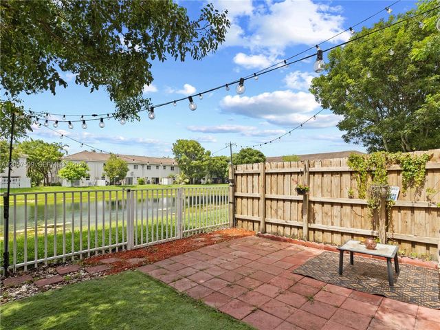 1651 SE 31st Ct, Homestead, FL 33035