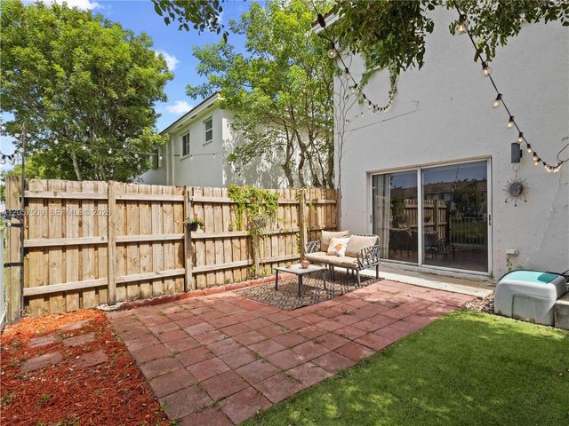 1651 SE 31st Ct, Homestead, FL 33035