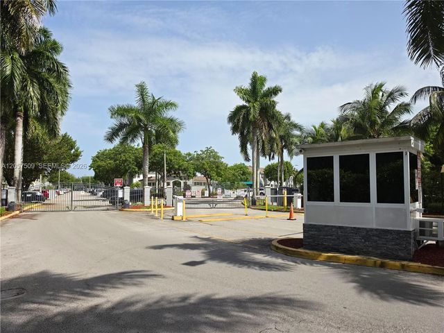 1651 SE 31st Ct, Homestead, FL 33035