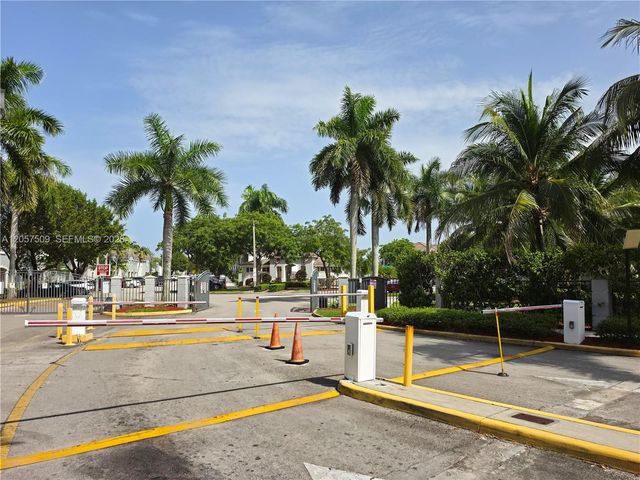 1651 SE 31st Ct, Homestead, FL 33035