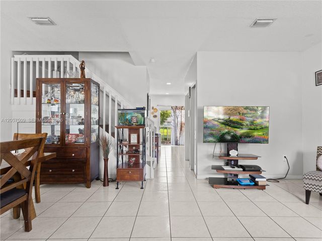 1651 SE 31st Ct, Homestead, FL 33035