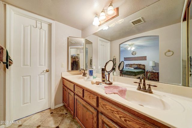 1413 S NORWALK Circle, Mesa, AZ 85206