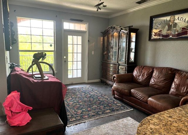 5000 CULBREATH KEY WAY 9-112, Tampa, FL 33611