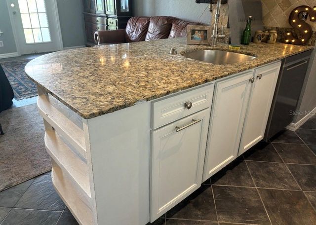 5000 CULBREATH KEY WAY 9-112, Tampa, FL 33611