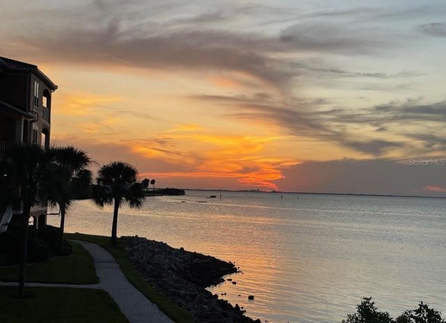 5000 CULBREATH KEY WAY 9-112, Tampa, FL 33611