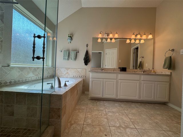 2075 Sunset Lane, Lewisville, TX 75067