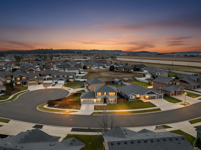 9015 W Silver St, Cheney, WA 99004