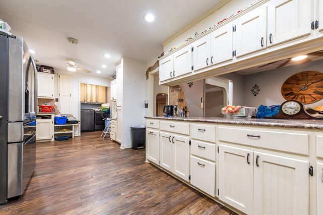 26328 S 4420 Road, Vinita, OK 74301