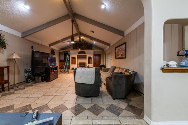 26328 S 4420 Road, Vinita, OK 74301