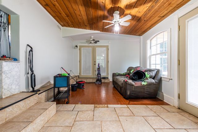 26328 S 4420 Road, Vinita, OK 74301