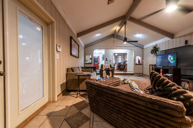 26328 S 4420 Road, Vinita, OK 74301