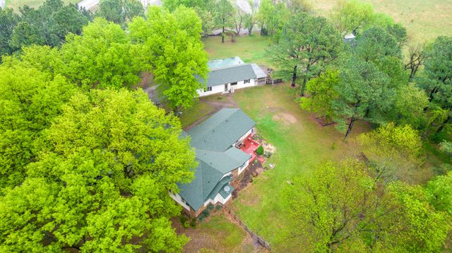 26328 S 4420 Road, Vinita, OK 74301