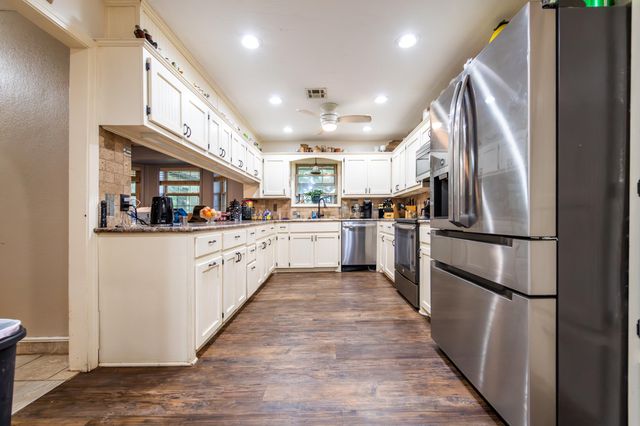 26328 S 4420 Road, Vinita, OK 74301