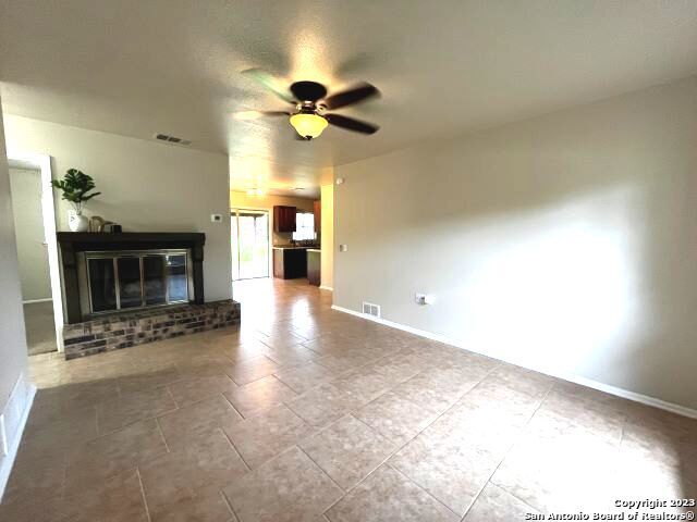 11619 HONEY GROVE ST, Live Oak, TX 78233