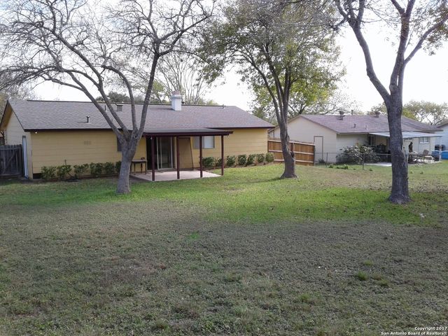 11619 HONEY GROVE ST, Live Oak, TX 78233