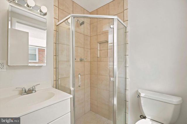 668 RENZ ST, Philadelphia, PA 19128