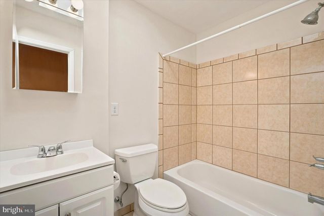 668 RENZ ST, Philadelphia, PA 19128