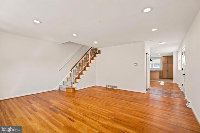 668 RENZ ST, Philadelphia, PA 19128