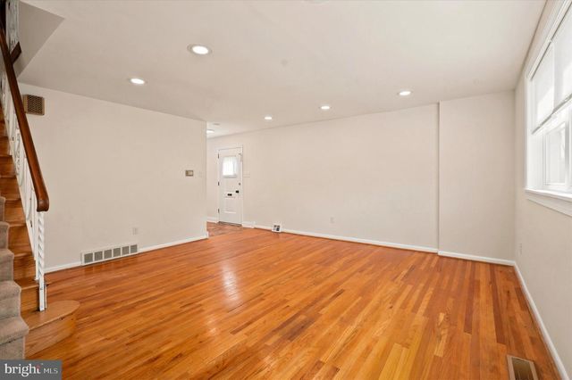 668 RENZ ST, Philadelphia, PA 19128