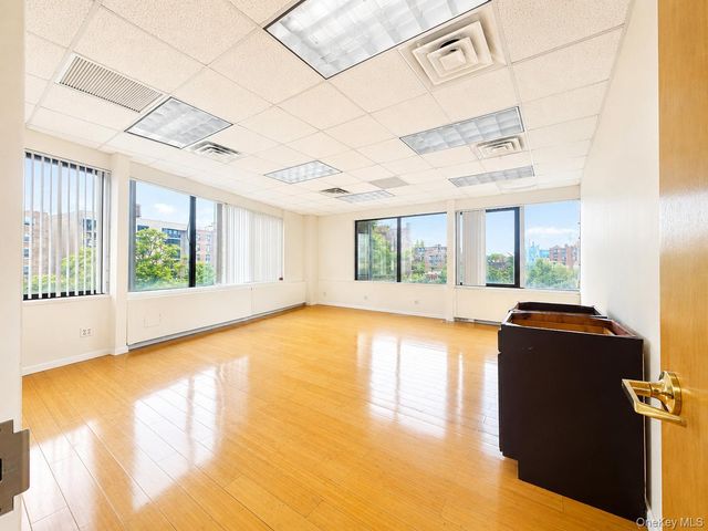 41-60 Main Street 202, Flushing, NY 11354