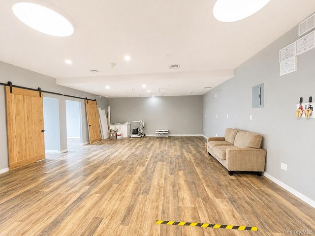 41-60 Main Street 202, Flushing, NY 11354