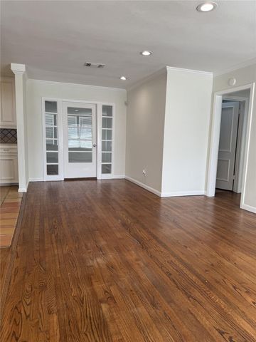 1234 S Gardenia Drive, Houston, TX 77018