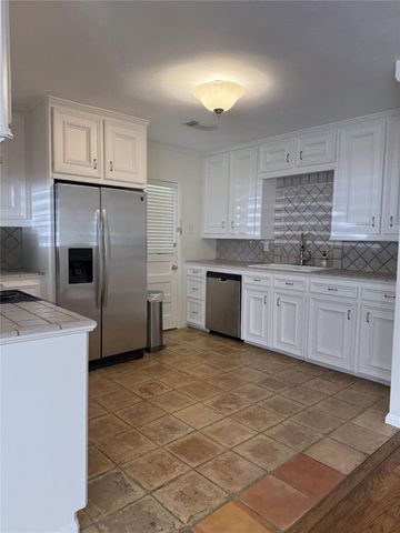 1234 S Gardenia Drive, Houston, TX 77018